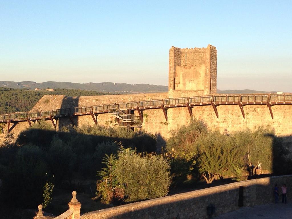 B&B In Piazza Monteriggioni Ngoại thất bức ảnh