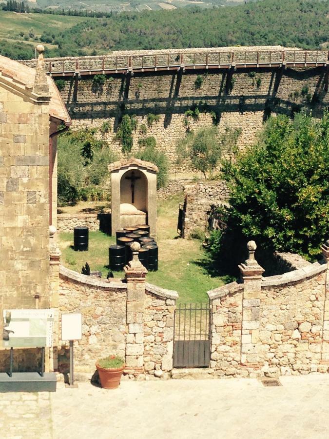 B&B In Piazza Monteriggioni Ngoại thất bức ảnh